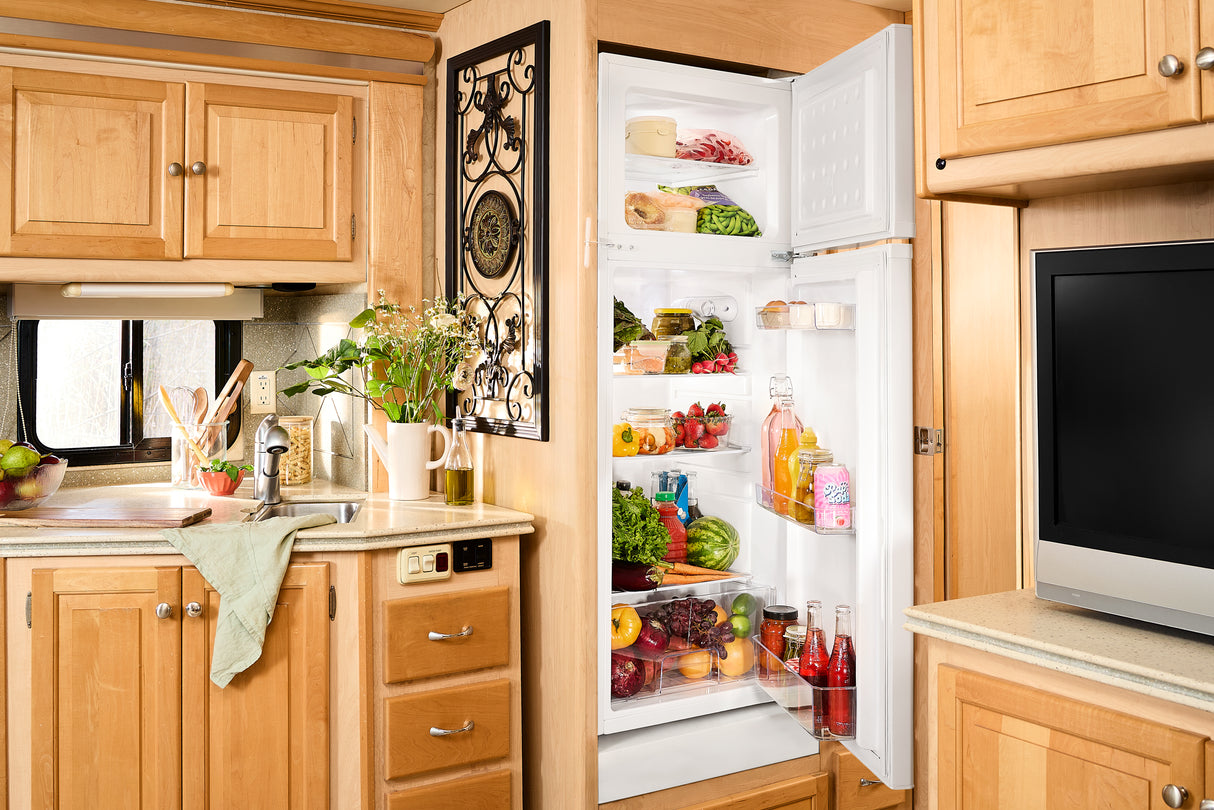 Solstice 212 de SolFreeze – Réfrigérateur hors réseau à faible consommation d'énergie de 7,5 pi³ (12/24 V)