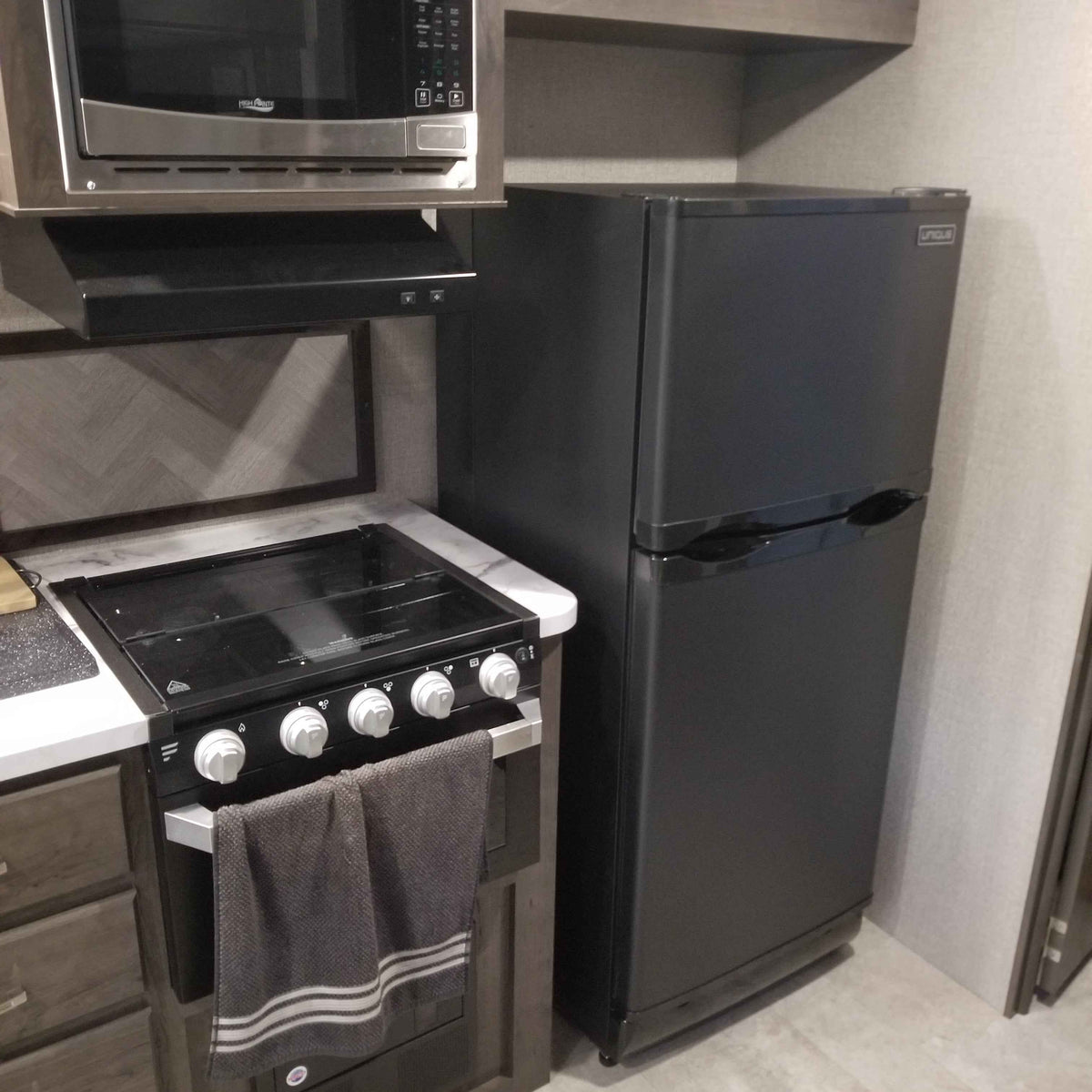 Jim's New 6 Cu Ft Propane Fridge - Canadian Off Grid