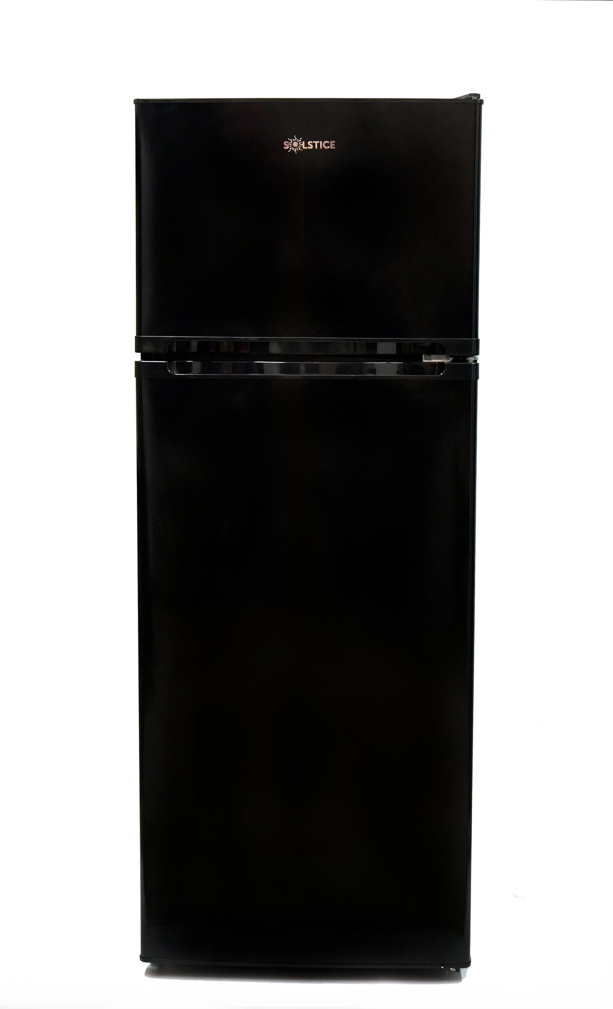 Solstice 212 de SolFreeze – Réfrigérateur hors réseau à faible consommation d'énergie de 7,5 pi³ (12/24 V)