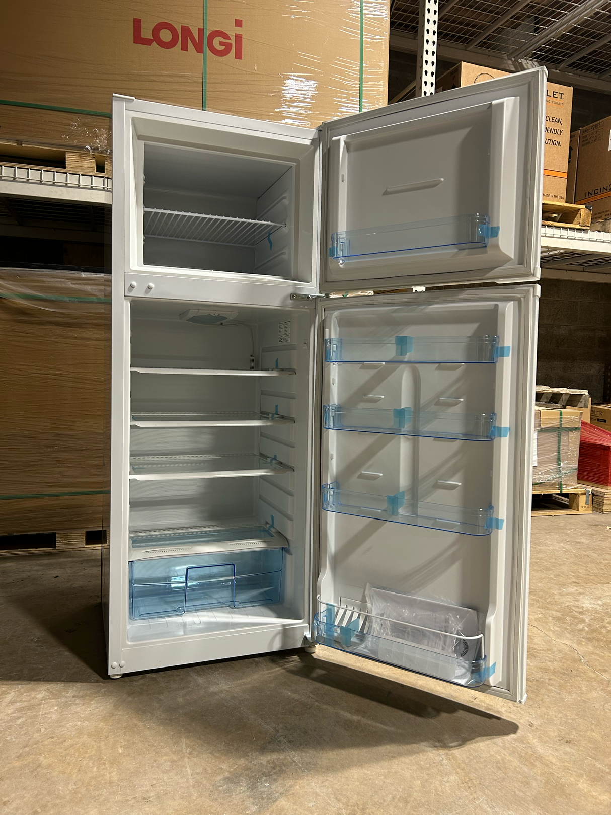 Unique Appliances 10.3 Cu/Ft 12/24v 290L Solar Refrigerator [Scratch & Dent]