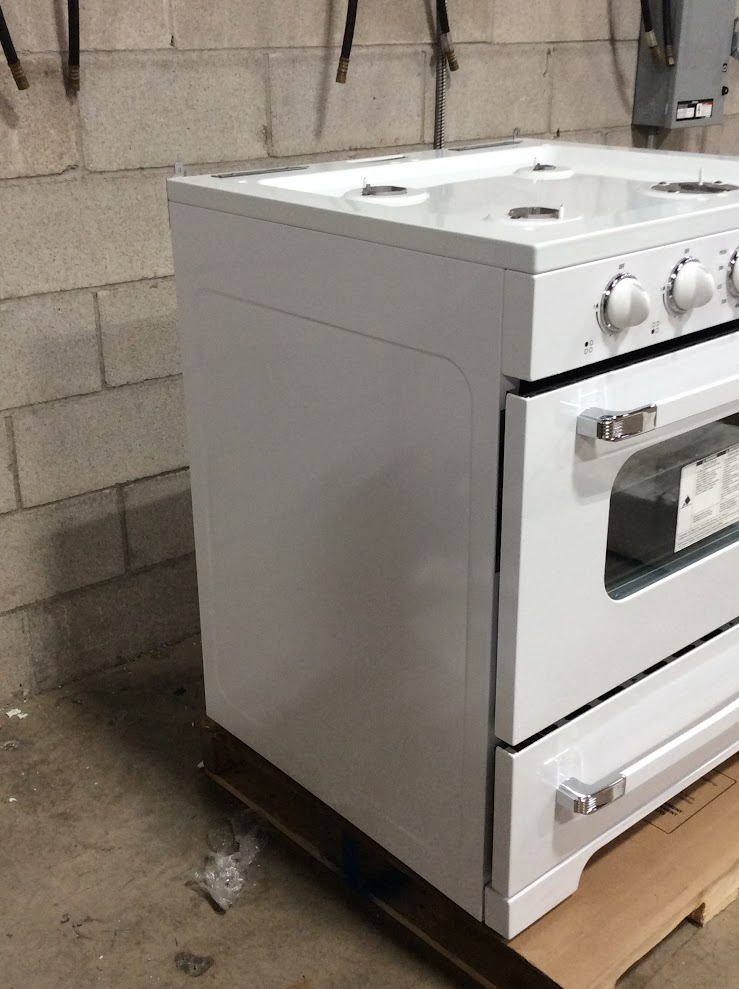 Unique Appliances Classic Retro 24” Off-Grid Propane Range [Scratch & Dent - #2411240800735]