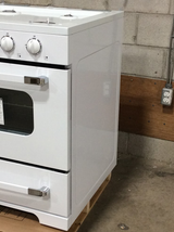 Unique Appliances Classic Retro 24” Off-Grid Propane Range [Scratch & Dent - #2411240800735]
