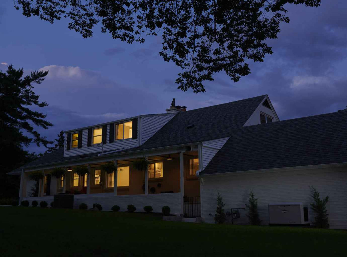 Briggs & Stratton PowerProtect™ DX 26kW Standby Generator 040664